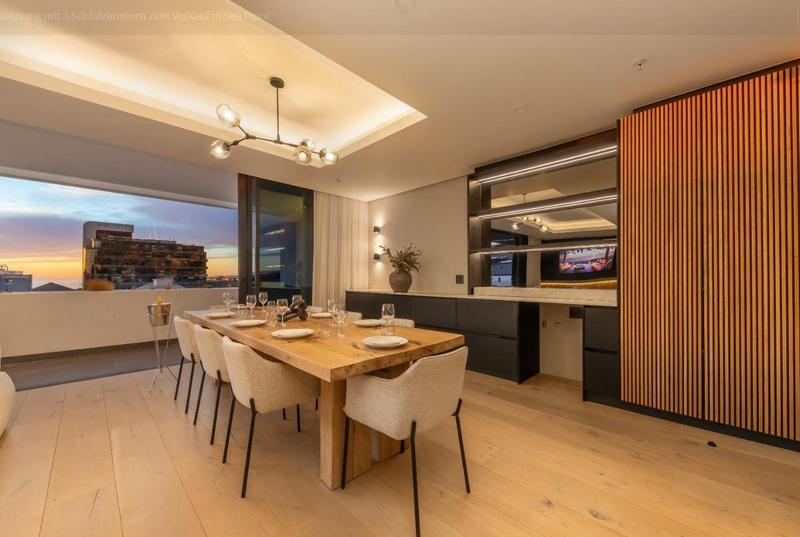 3 Bedroom Property for Sale in Sea Point Western Cape